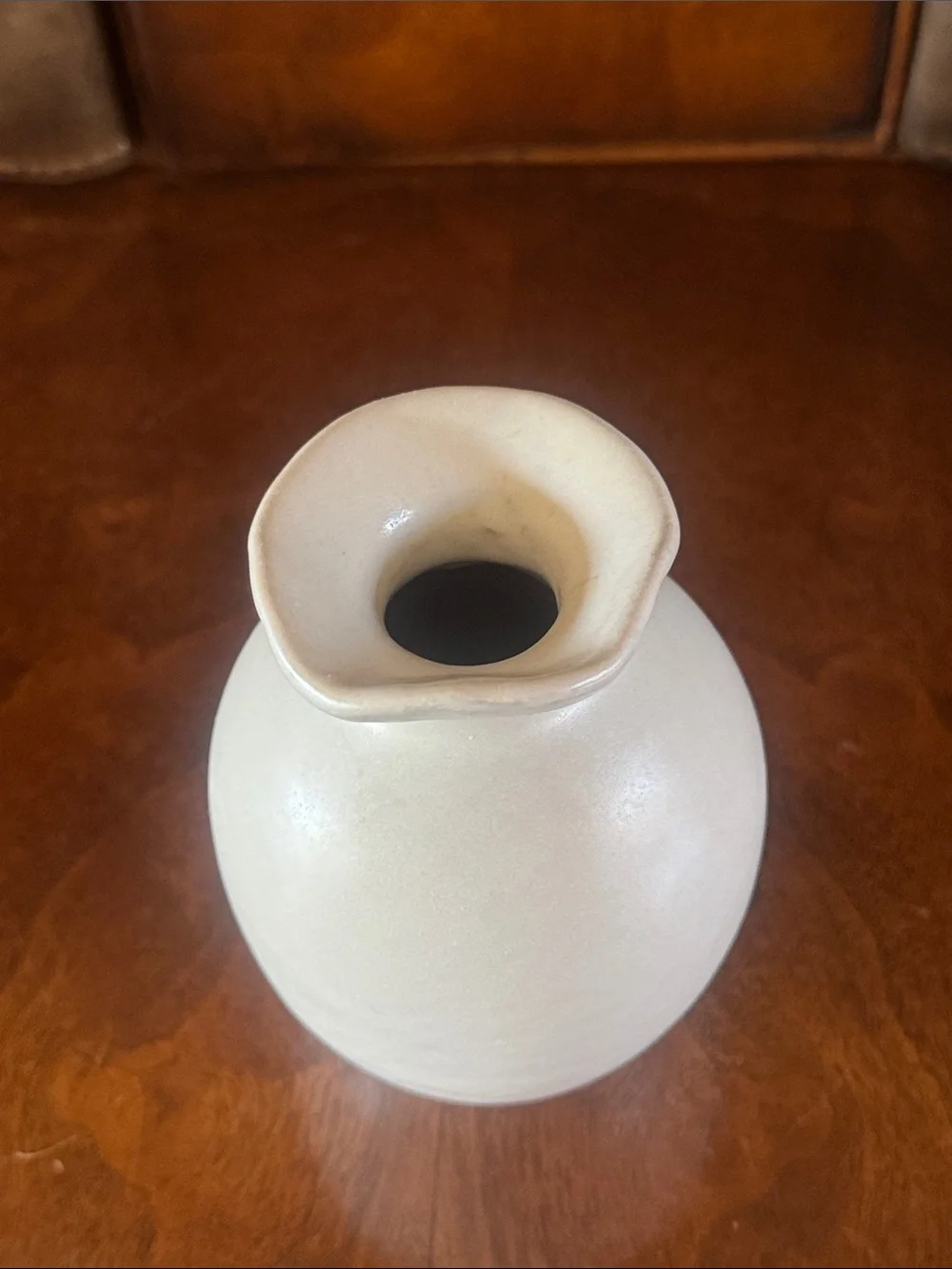 Pottery Barn Willa Sculpted and Textured Ceramic Bud Vase - New!